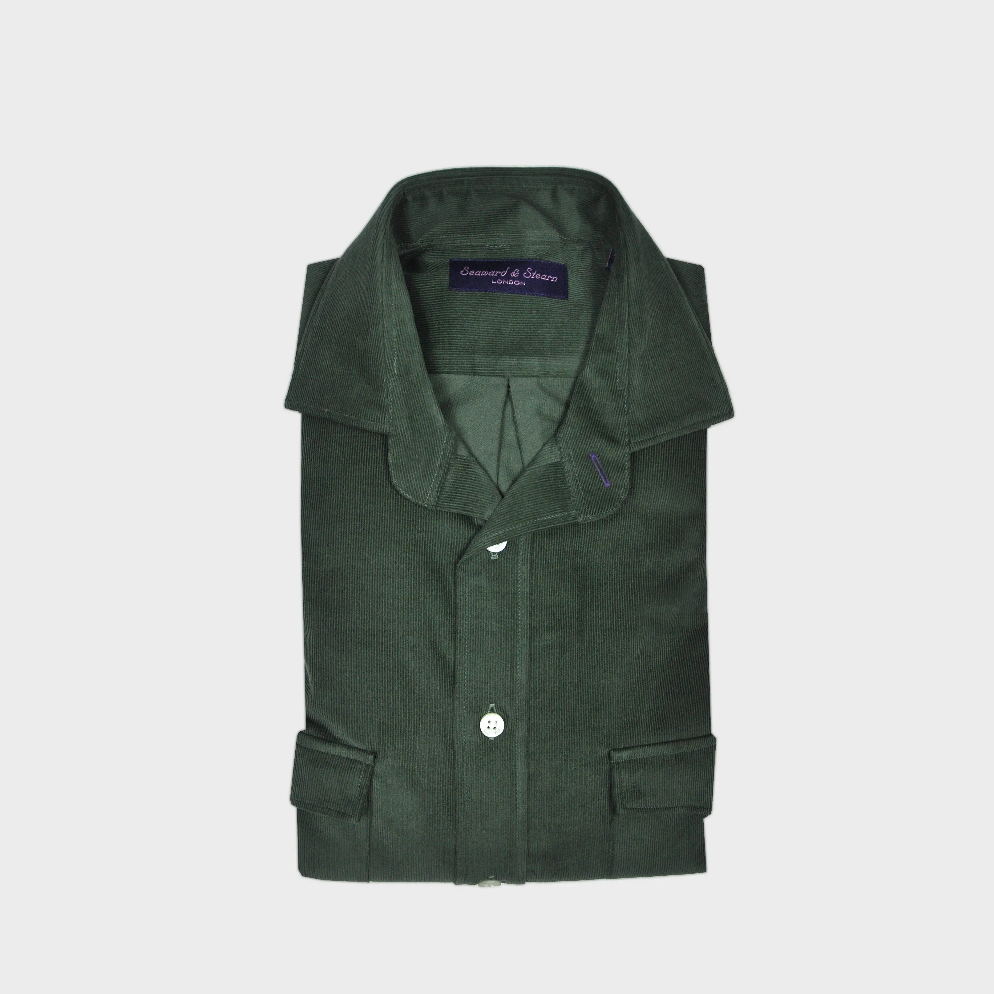 Fine Corduroy Spread Collar Shirt with Double Breast Pockets in Bottle Green