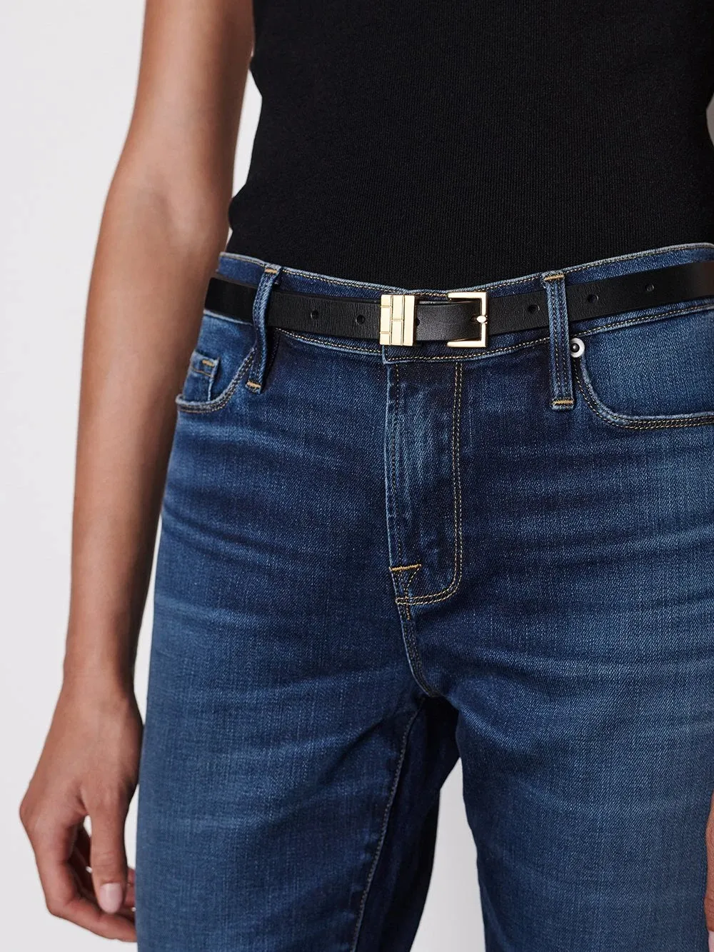Frame - Petit Square Buckle Plaque Belt in Noir