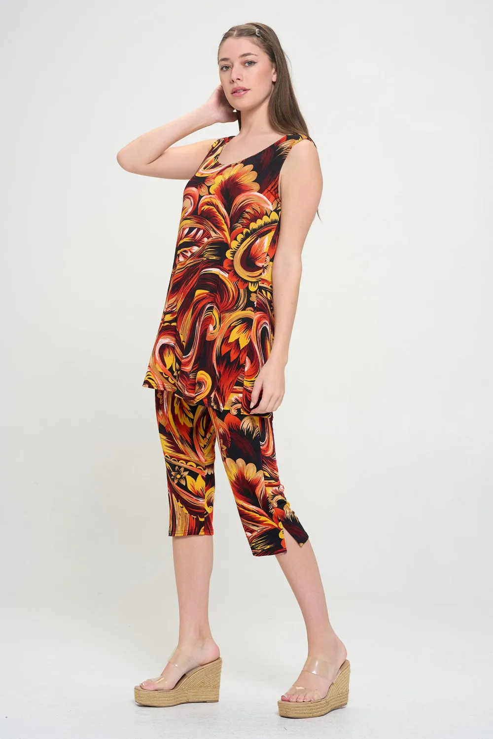 Plus Size Print Sleeveless Capri Pant Set-9002BN-TXP-W435