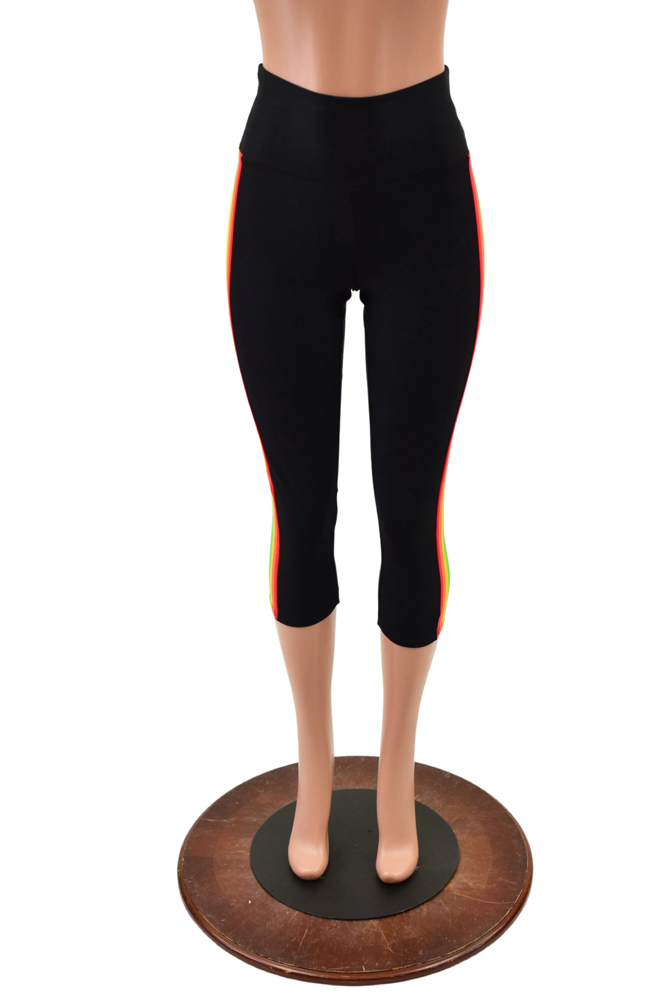 Retro Rainbow Capri Leggings in Black Zen