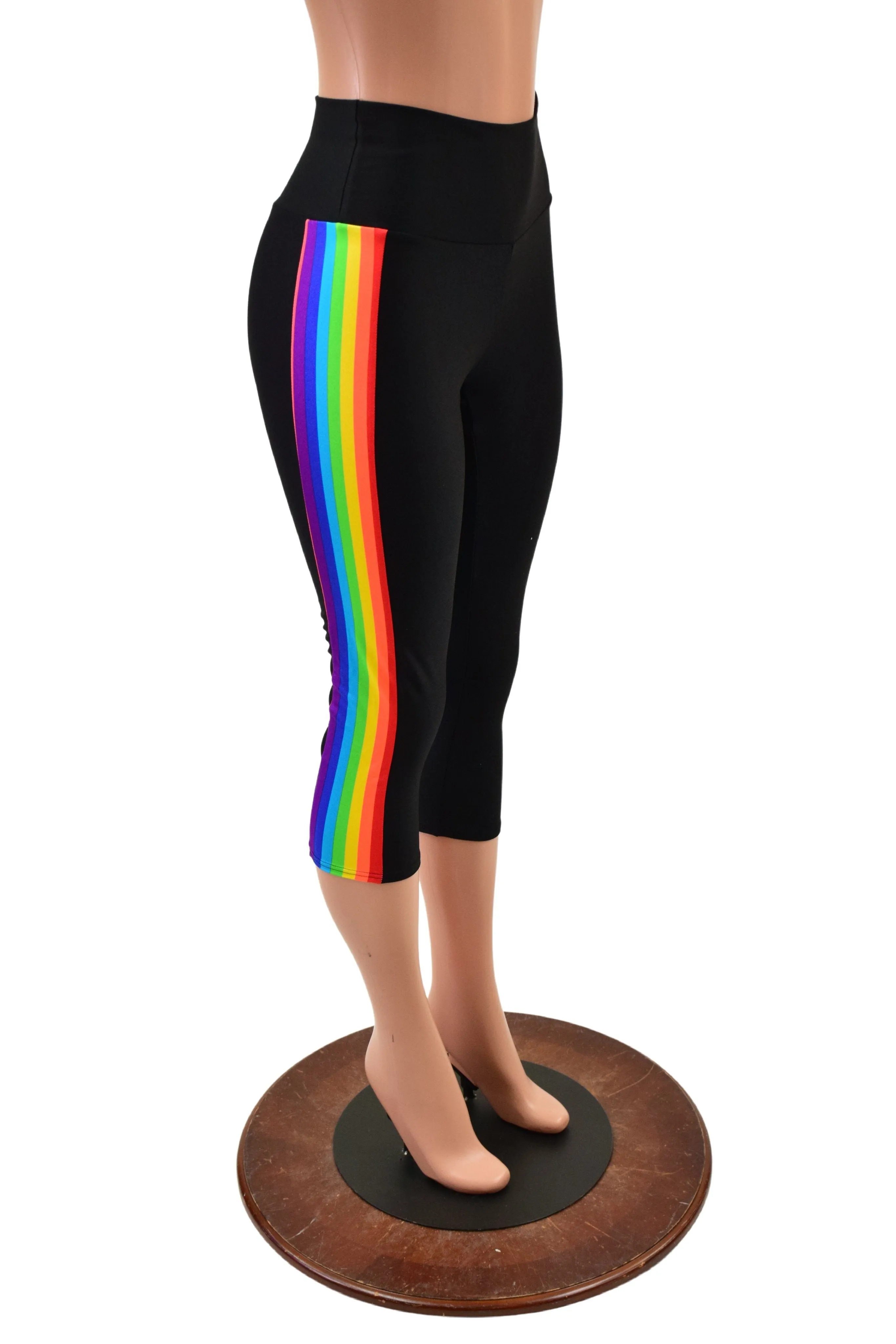 Retro Rainbow Capri Leggings in Black Zen